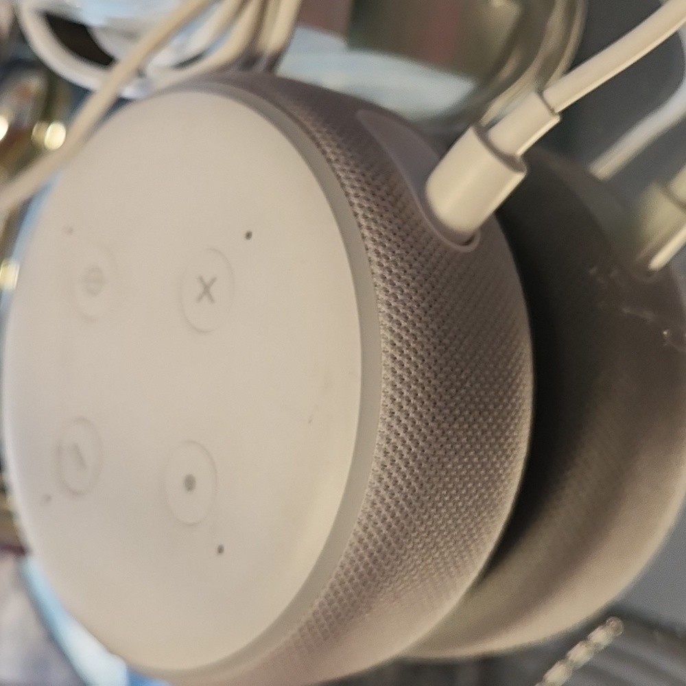 Amazon echo - Picture 2 of 2